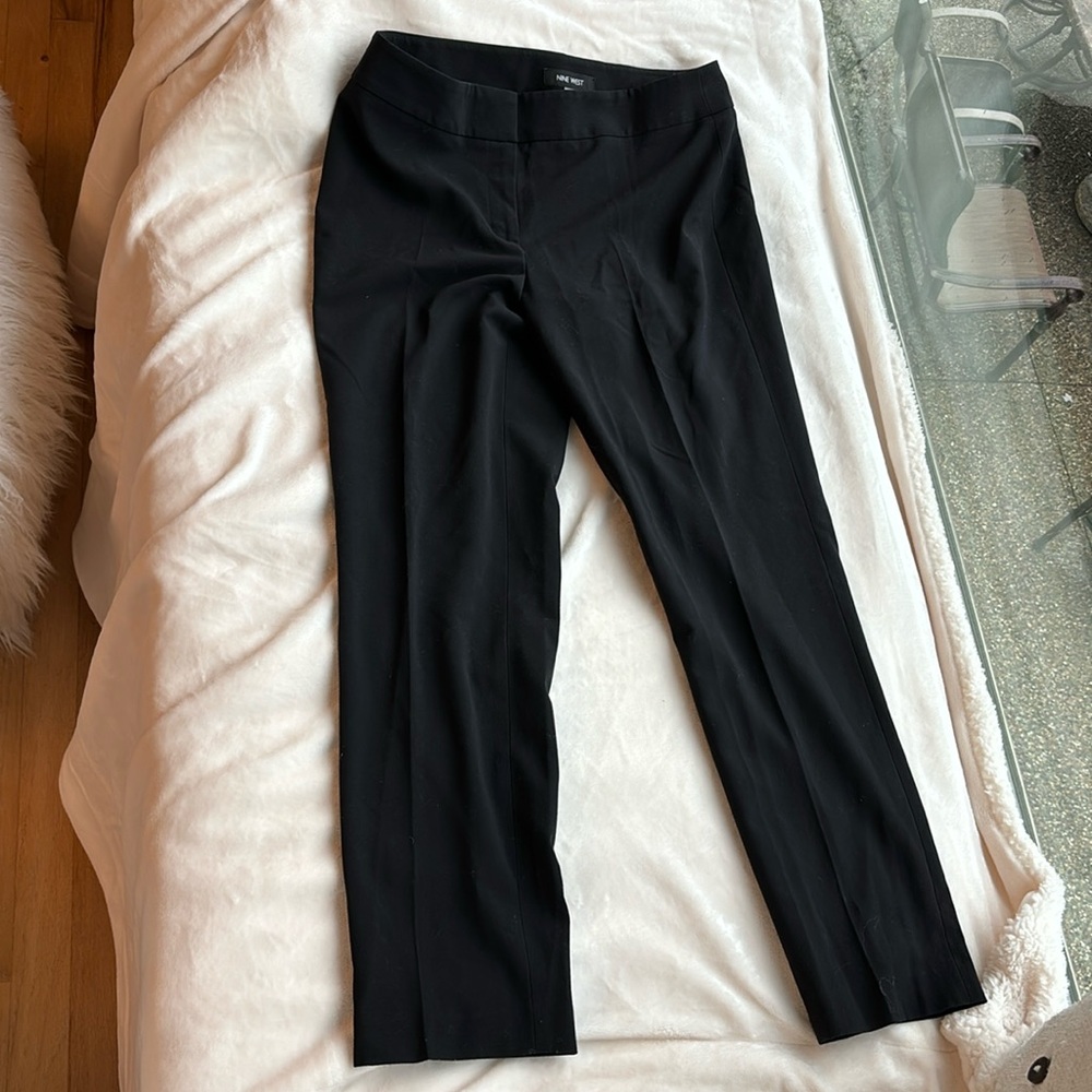 Black Nine West straight leg trousers with pleats